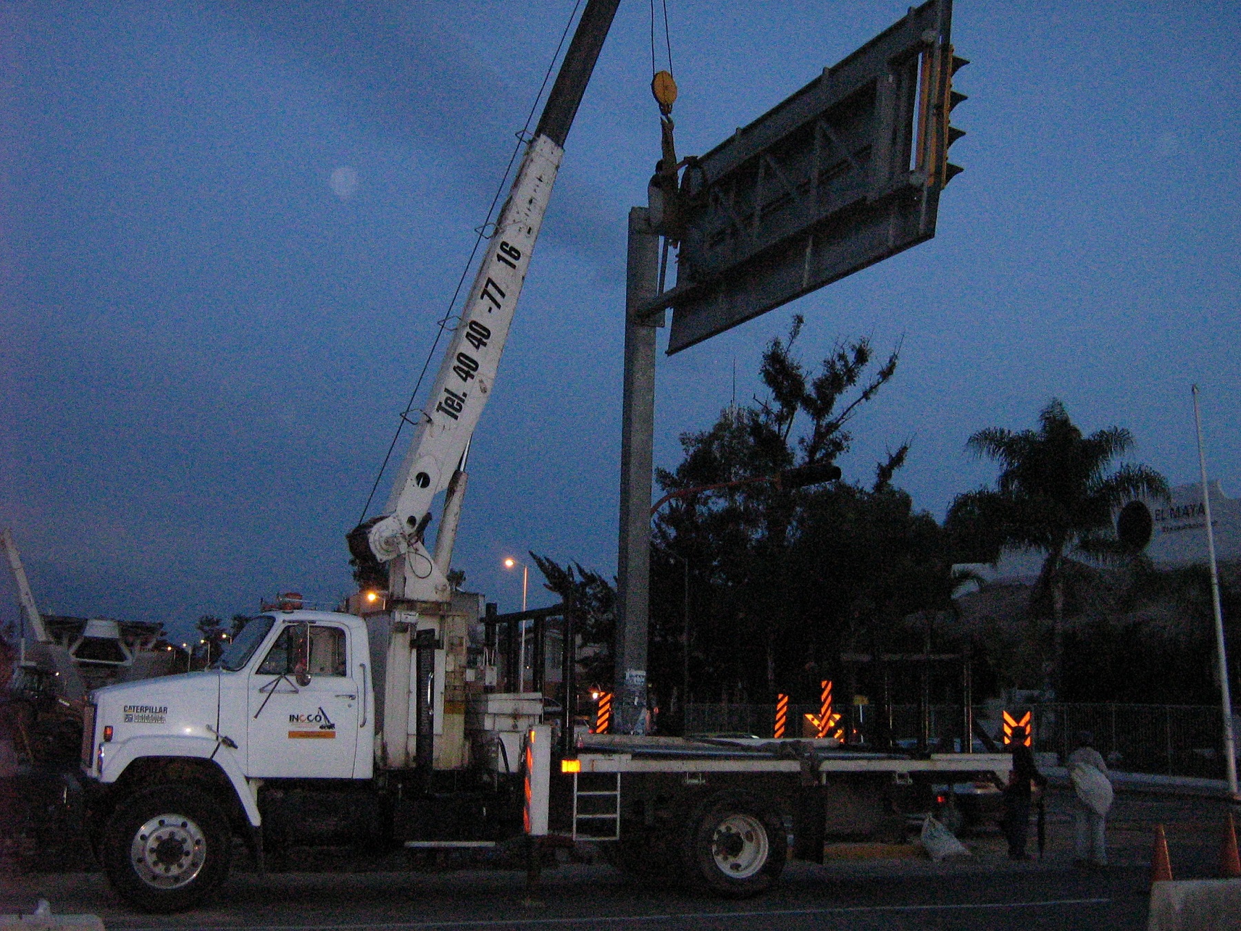 renta grua titan 10 toneladas